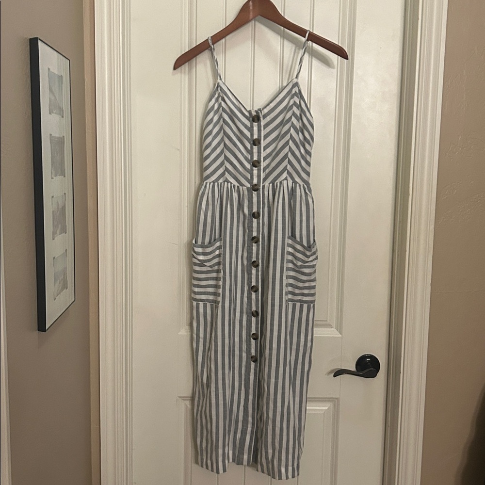 American Eagle Outfitters S Gray Striped Midi Sun  Dress